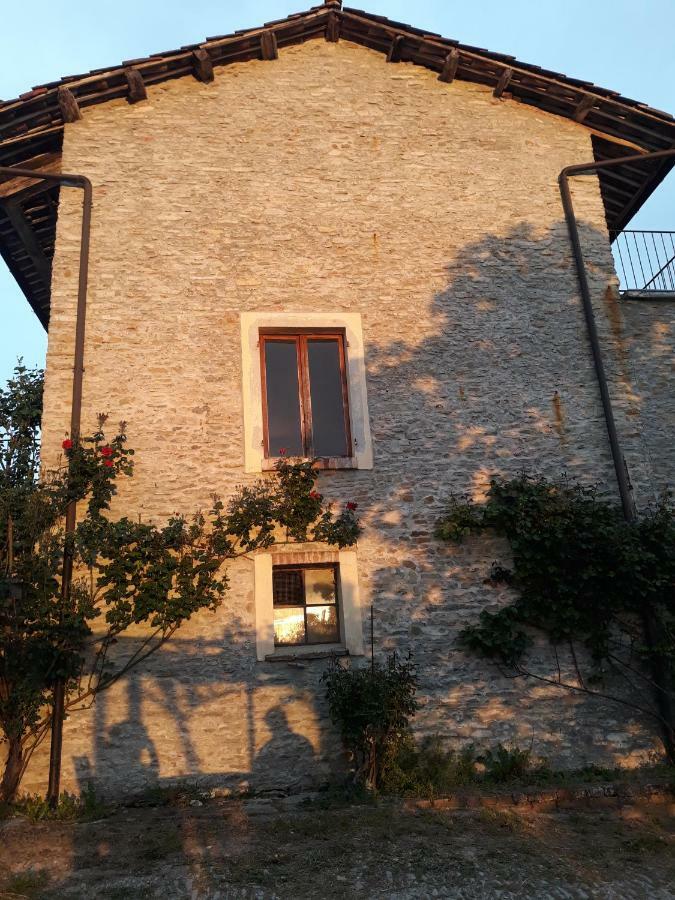 Agriturismo Cascina Binelli Dogliani Buitenkant foto