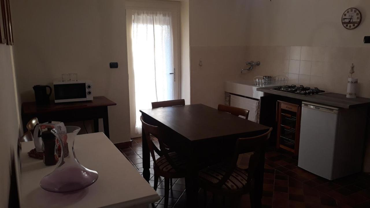 Agriturismo Cascina Binelli Dogliani Buitenkant foto