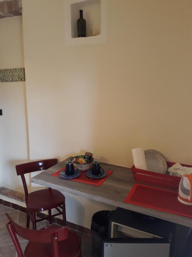 Agriturismo Cascina Binelli Dogliani Buitenkant foto